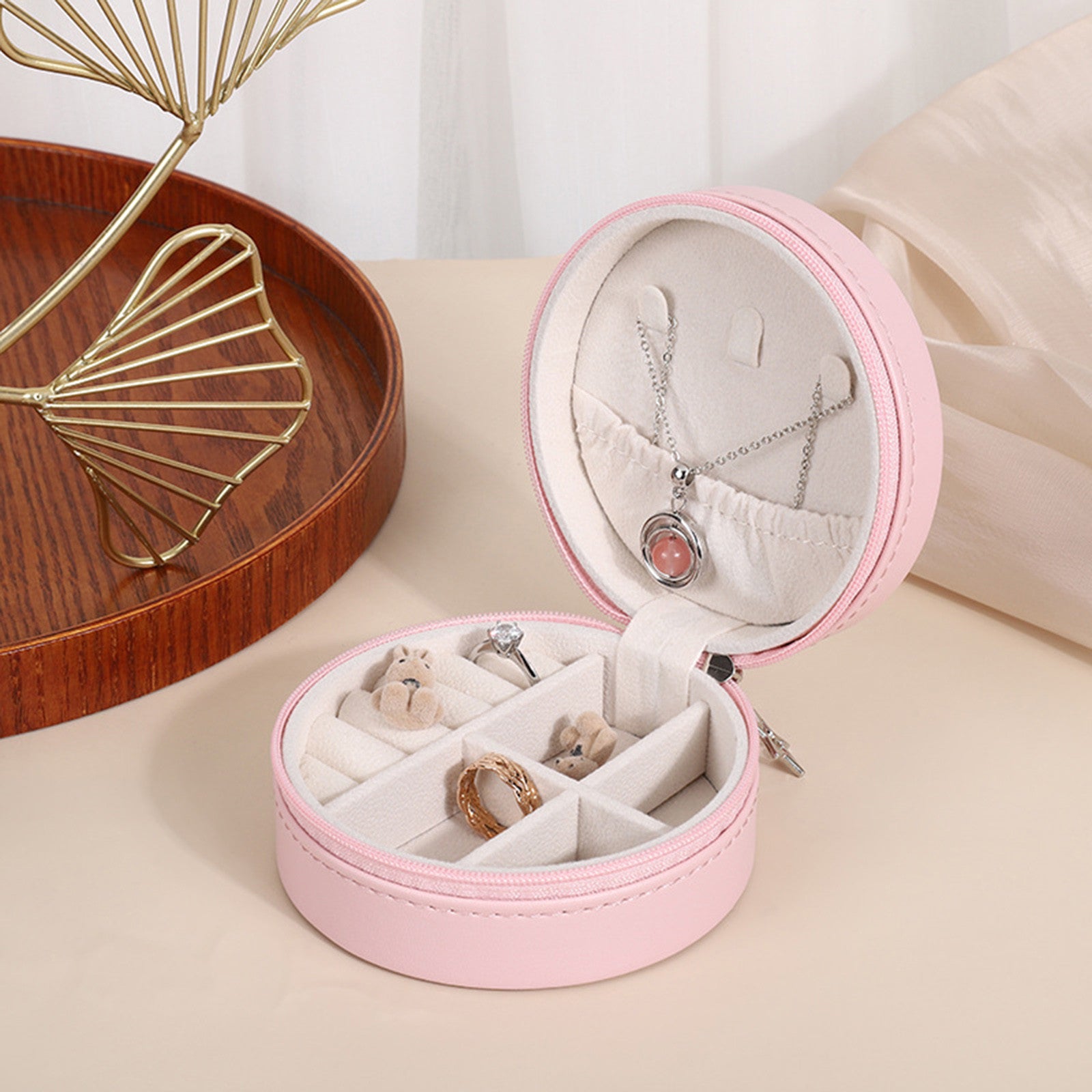 DAISY DELIGHT Portable Travel Jewelry Box